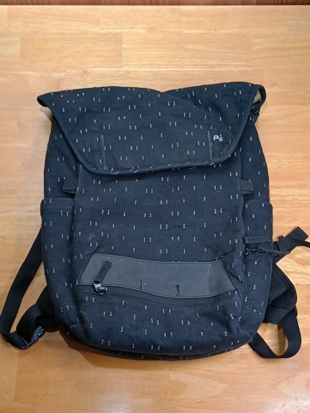 Ara Reflective Commuter Black Canvas Backpack